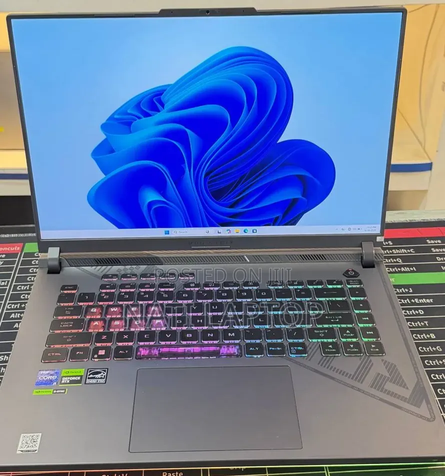 New Laptop Asus ROG Strix G16 G614 16GB Intel Core i9 SSD 1T