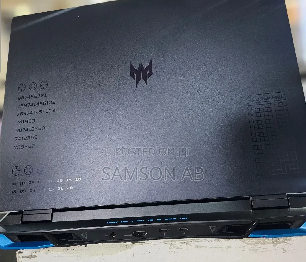 New Laptop Acer Predator Helios 300 16GB Intel Core i9 SSD 1T