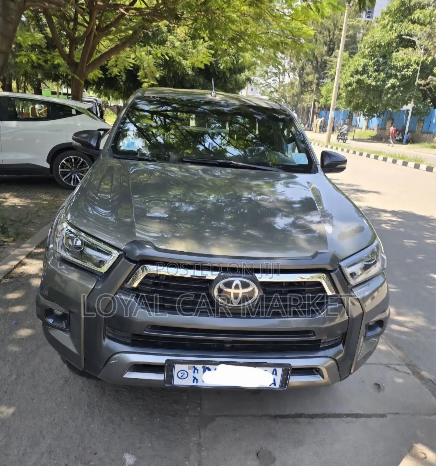 Toyota Hilux 2021 Gray