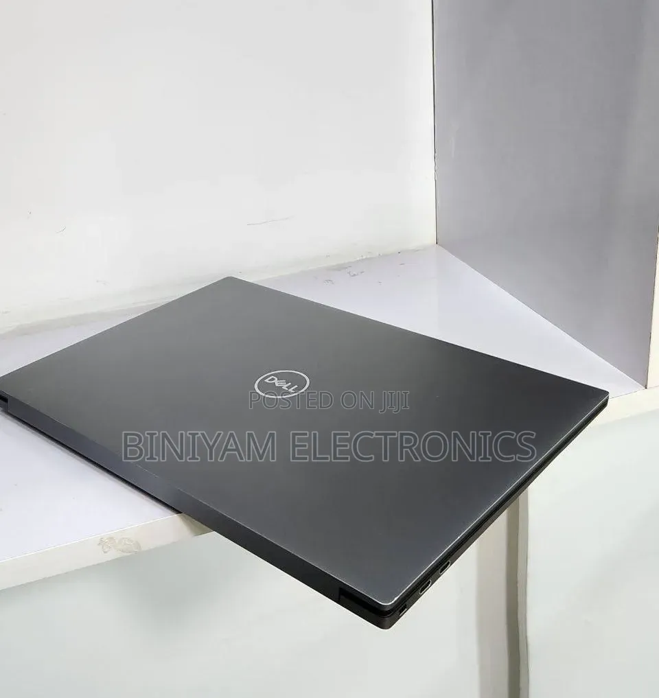 New Laptop Dell Precision 5570 16GB Intel Core i7 SSD 512GB