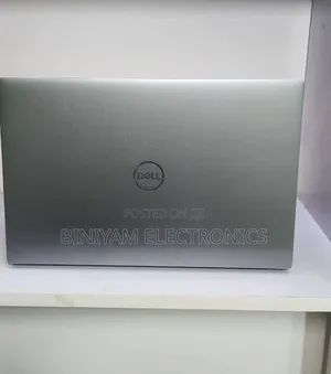 New Laptop Dell Precision 5570 16GB Intel Core i7 SSD 512GB