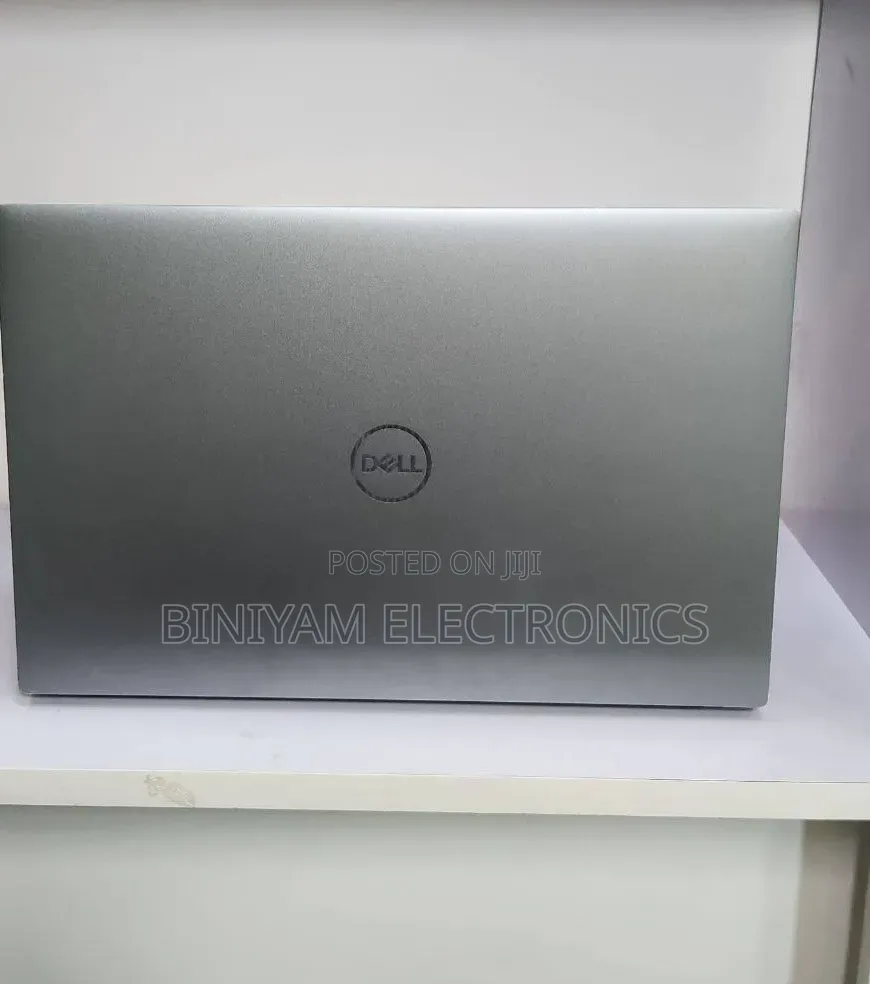 New Laptop Dell Precision 5570 16GB Intel Core i7 SSD 512GB