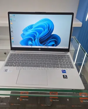 New Laptop HP Stream Notebook 16GB Intel Core i7 SSD 1T