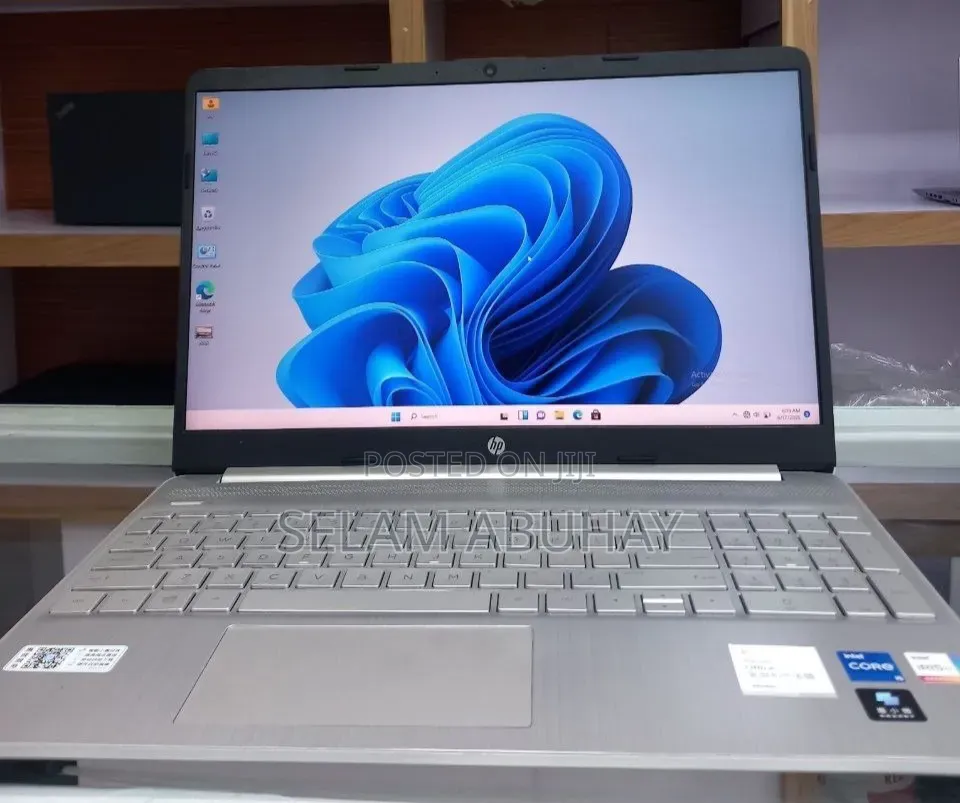 New Laptop HP Stream Notebook 8GB Intel Core i5 SSD 512GB