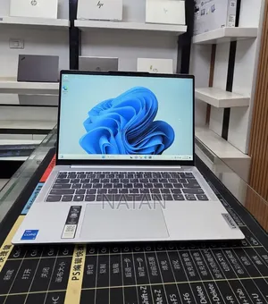 New Laptop Lenovo IdeaPad Y550 16GB Intel Core i5 SSD 512GB