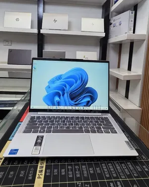 New Laptop Lenovo IdeaPad Y550 16GB Intel Core i5 SSD 512GB