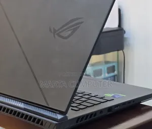 New Laptop Asus ROG Strix G17 16GB Intel Core i9 SSD 1T