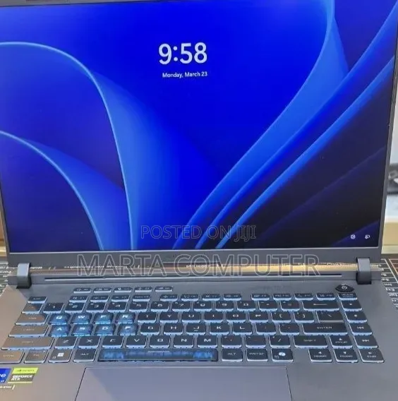 New Laptop Asus ROG Strix G17 16GB Intel Core i9 SSD 1T