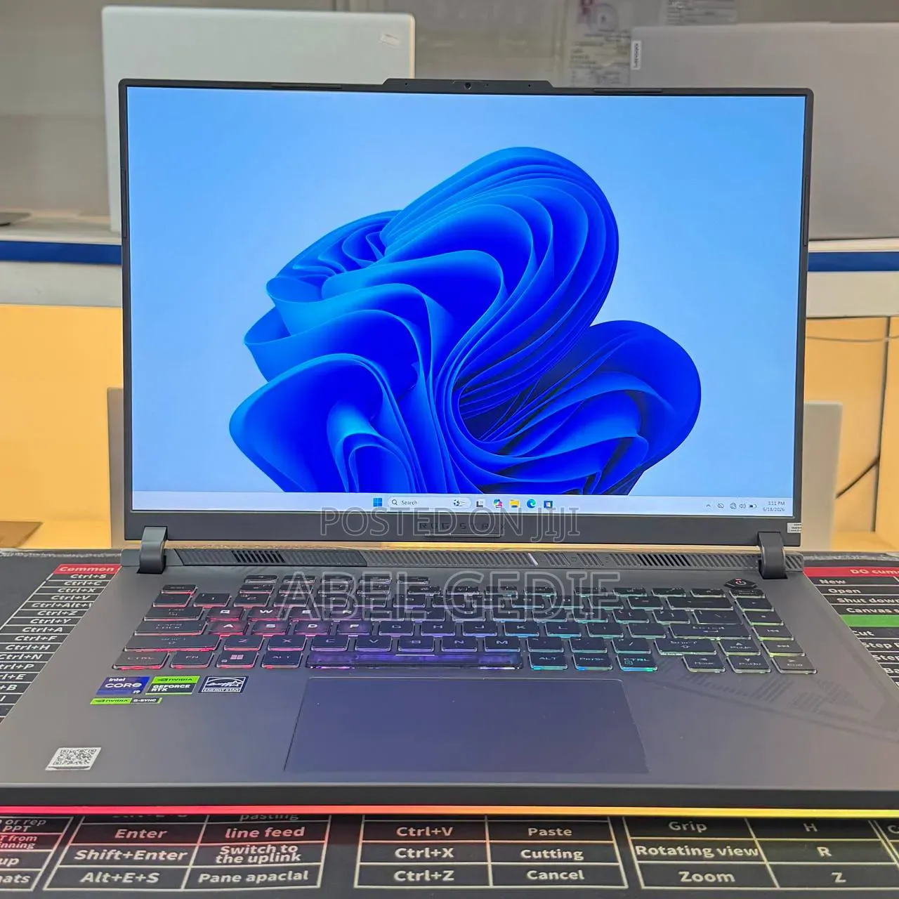 New Laptop Asus ROG Strix G16 G614 16GB Intel Core i9 SSD 1T