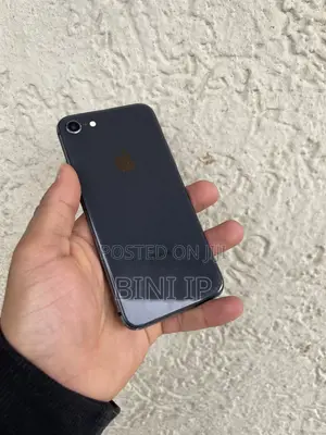 New Apple iPhone 8 64 GB Black