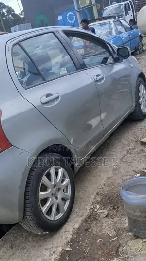 Toyota Yaris 2007 Silver