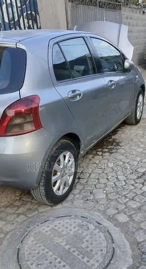 Toyota Yaris 2007 Silver