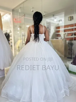 የሚሸጥ የሙሽራ ቀሚስ Used ቬሎ