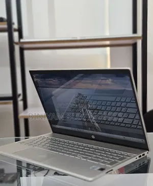New Laptop HP Pavilion 15 16GB Intel Core i7 SSD 256GB