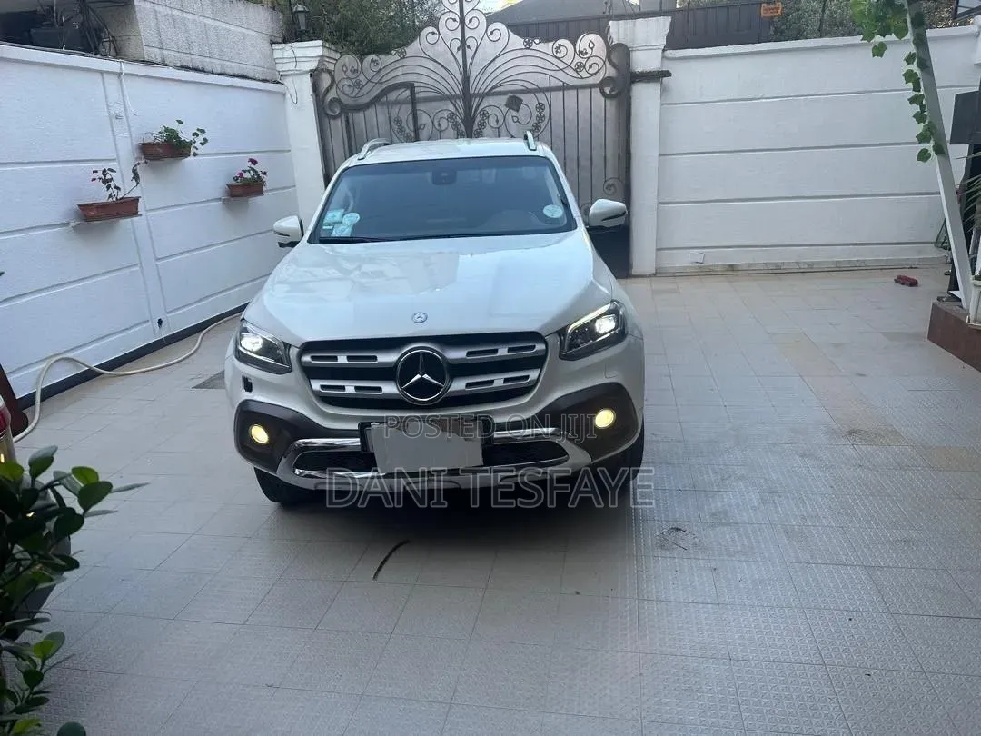 Mercedes-Benz X Class 2017 White