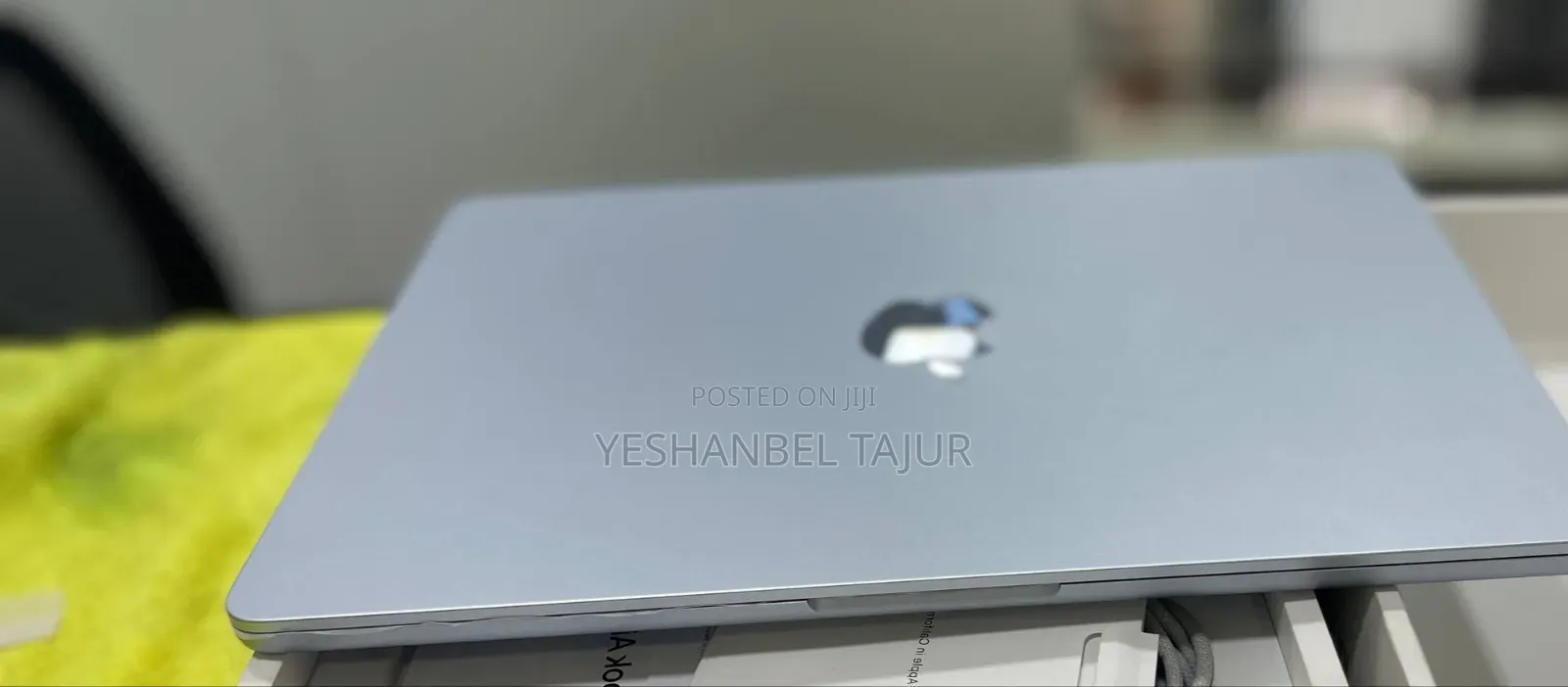 New Laptop Apple MacBook Air 2025 M4 8GB Apple M4 SSD 256GB