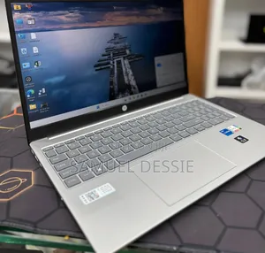New Laptop HP Stream Notebook 16GB Intel Core i5 SSD 1T