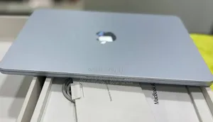 New Laptop Apple MacBook Air 2025 M4 8GB Apple M4 SSD 256GB