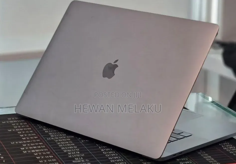 New Laptop Apple MacBook Pro 2019 16GB Intel Core i9 SSD 2T