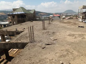 6bdrm House in Oromia-Finfinne for sale
