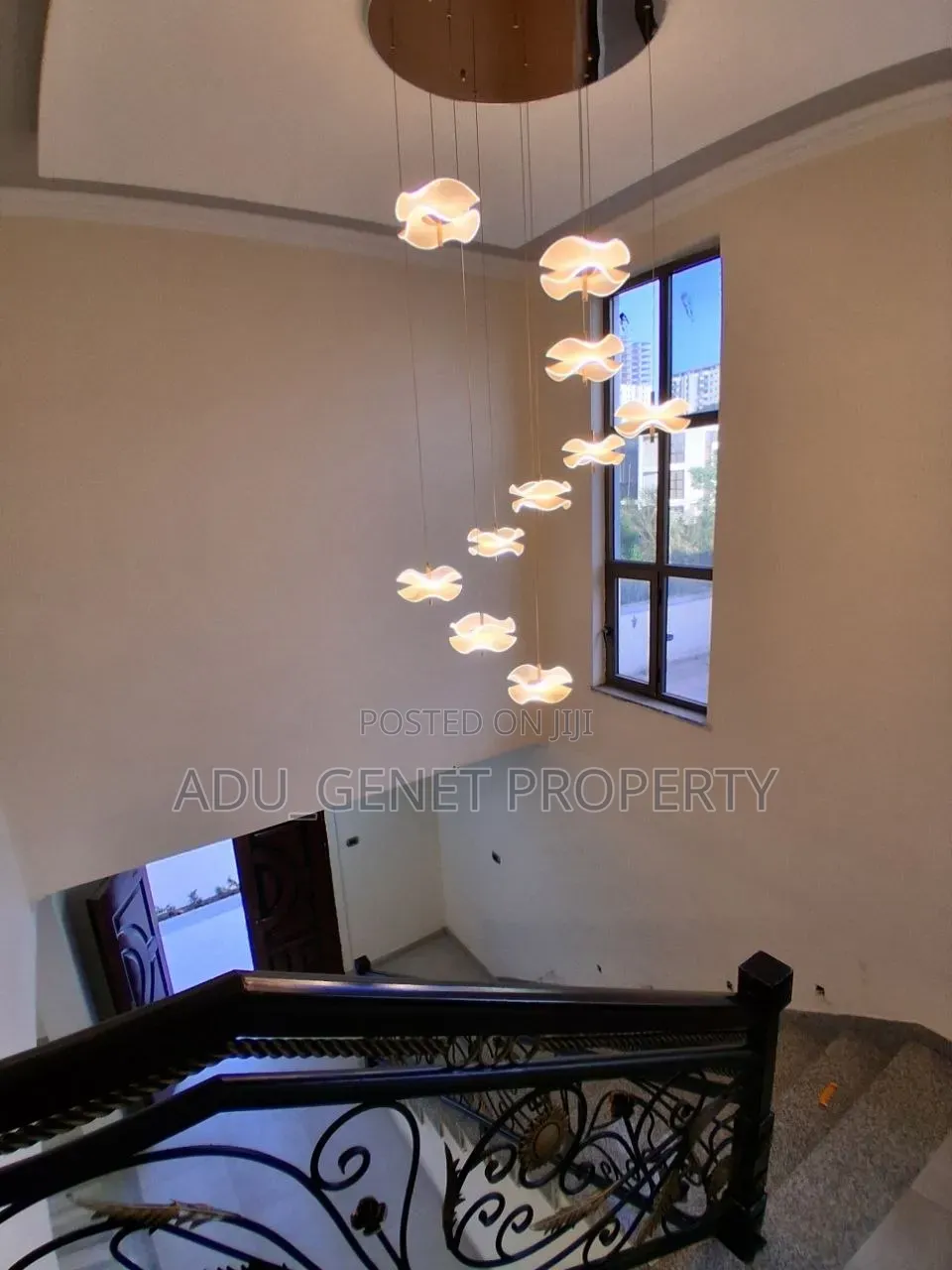 Furnished 6bdrm House in Bole for sale