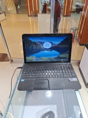 Laptop Toshiba Satellite C55 4GB Intel Core i3 HDD 500GB
