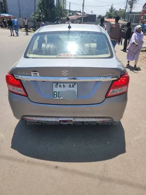Suzuki Dzire 2022 Silver