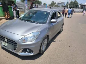 Suzuki Dzire 2022 Silver