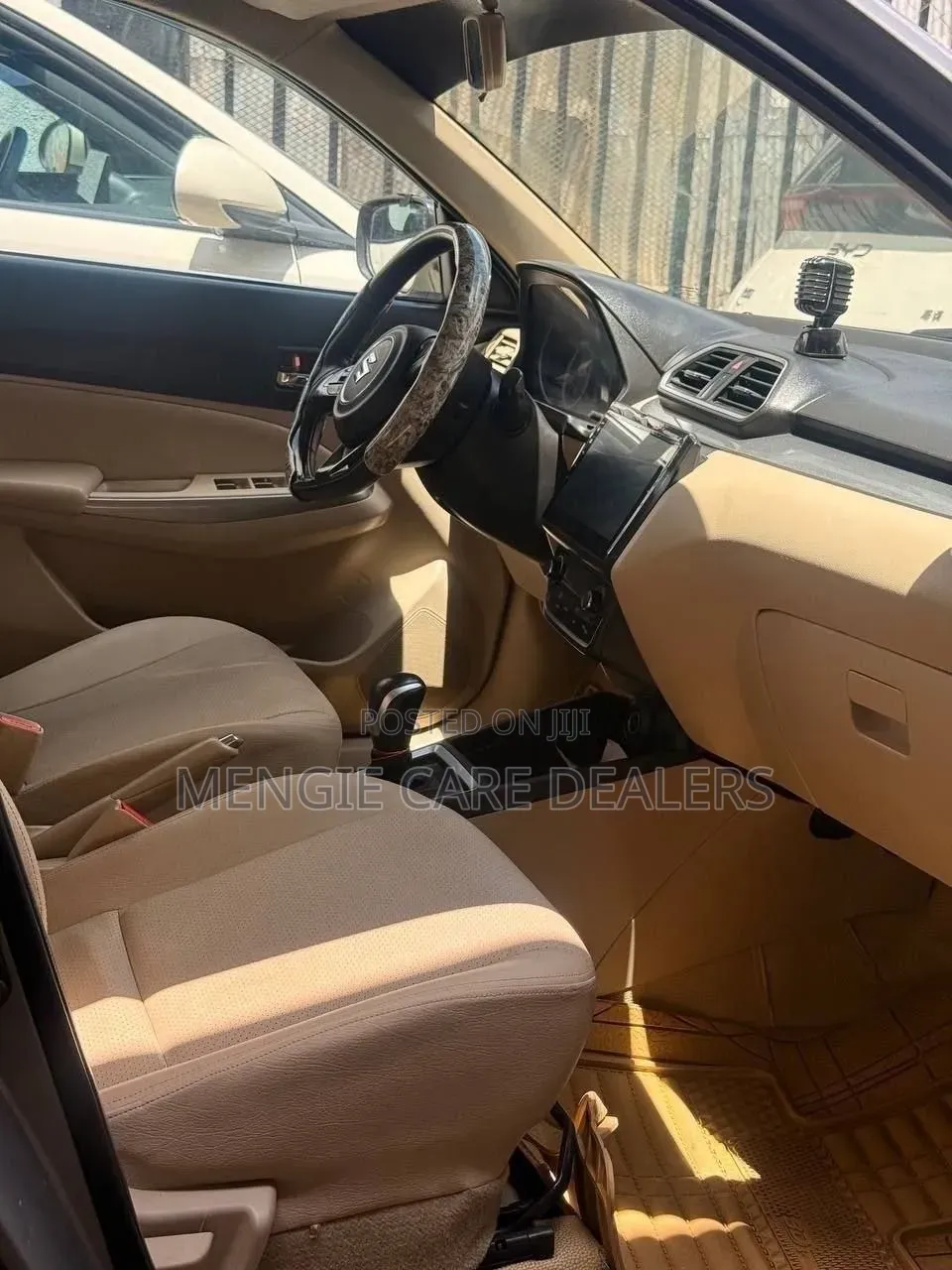 Suzuki Dzire 2022 Silver