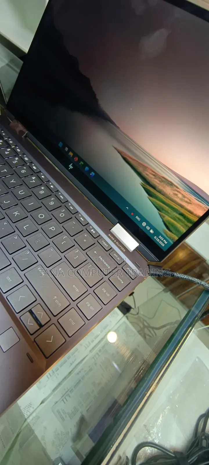 New Laptop HP Spectra 13 16GB Intel Core i7 SSD 1T