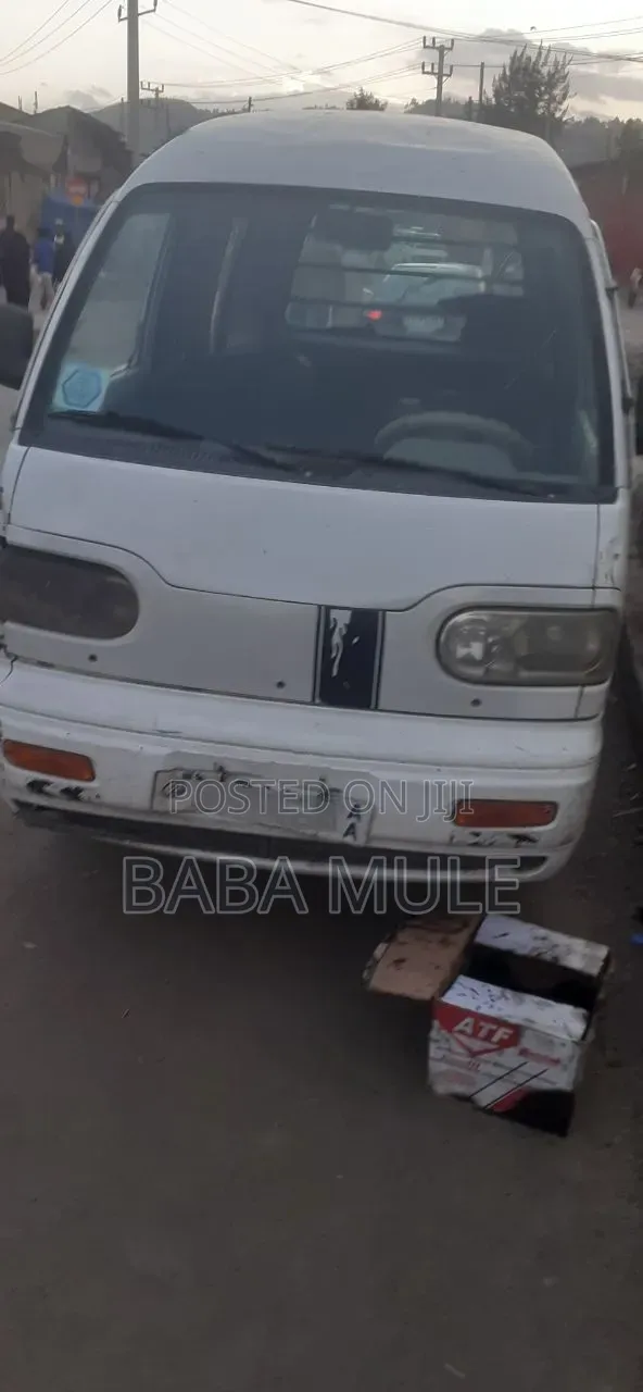 Daewoo Labo 2006 White