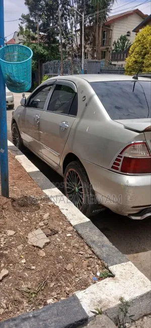 Toyota Corolla 2005 Brown