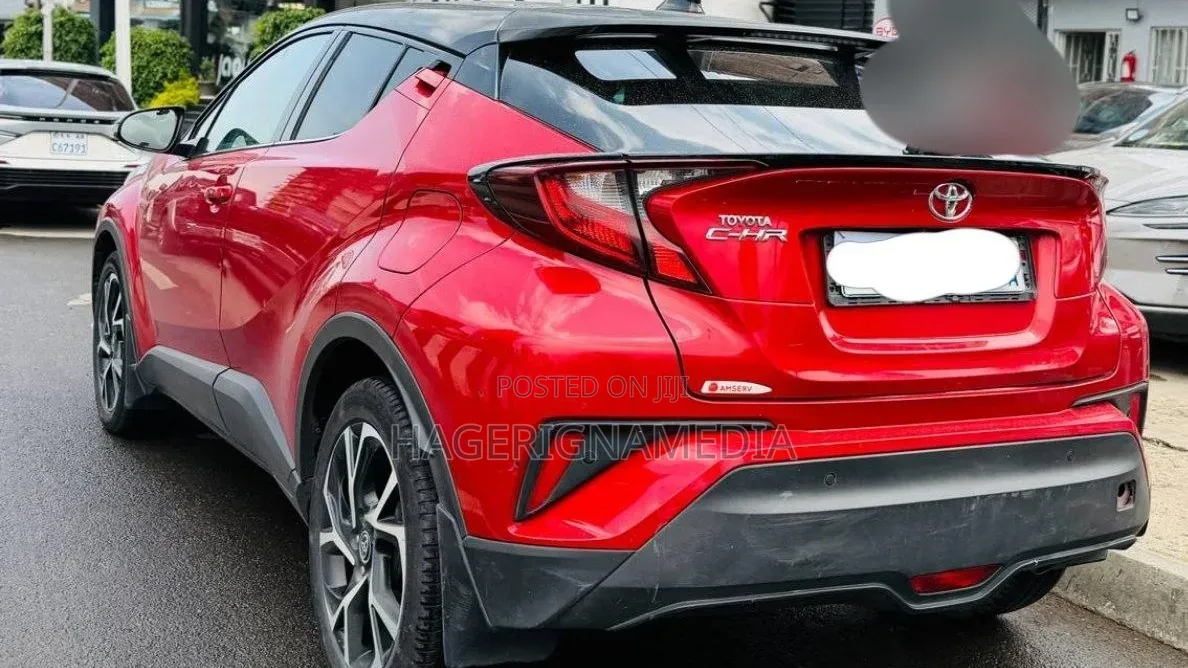 Toyota C-HR 2020 Red