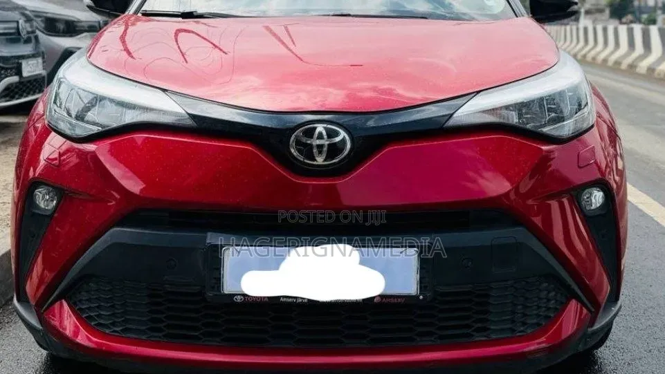Toyota C-HR 2020 Red