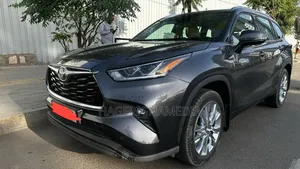 Toyota Highlander 2023 Black
