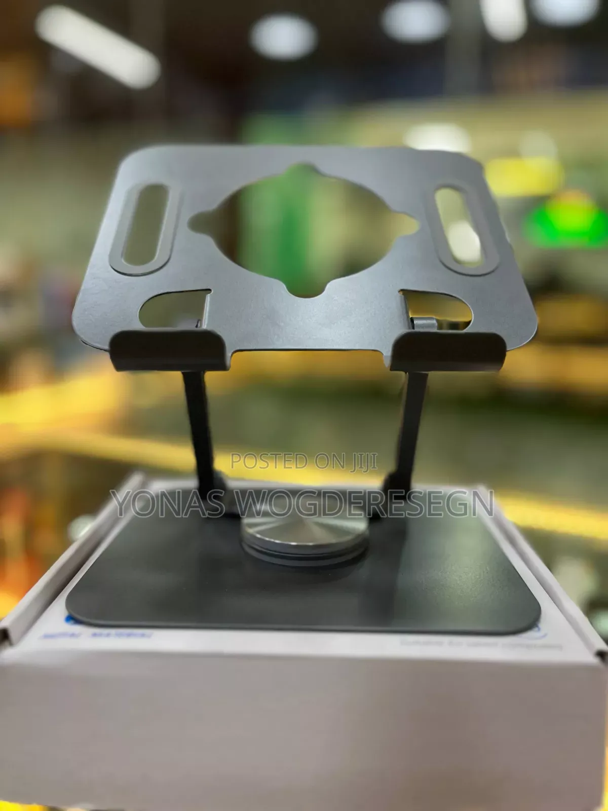 Carbon Steel Tablet Stand