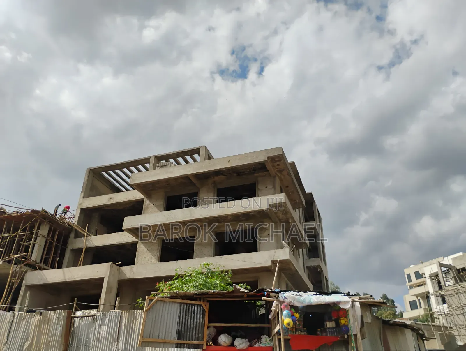 8bdrm House In Bole For Sale