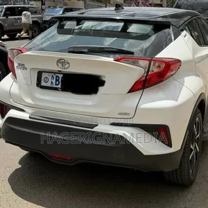 Toyota C-HR 2019 White