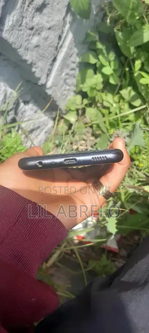New Samsung Galaxy M13 64 GB Black