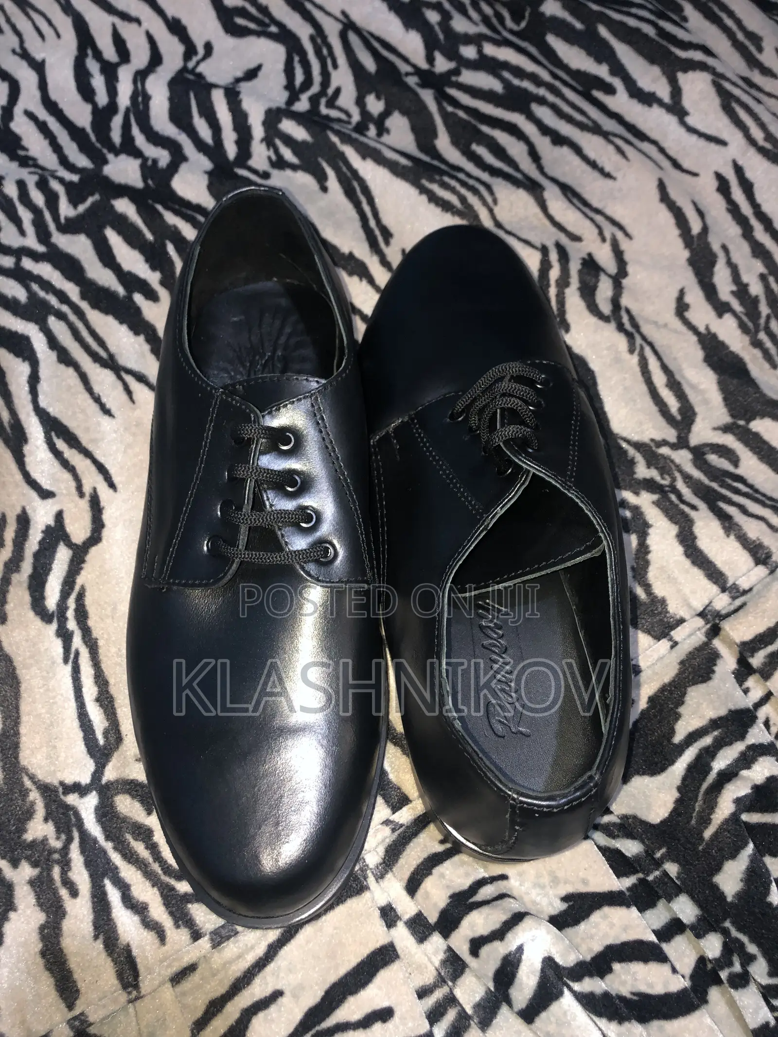 Leather Shoe