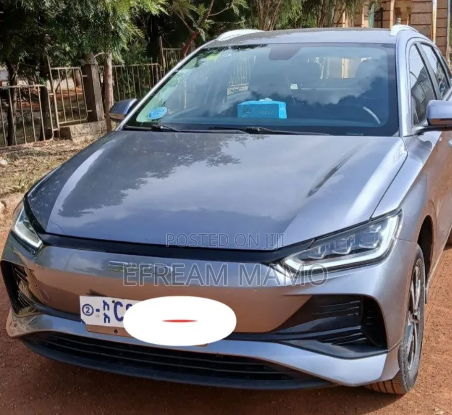 BYD E2 43 kWh 94 hp FWD 2025 Gray