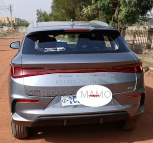 BYD E2 43 kWh 94 hp FWD 2025 Gray
