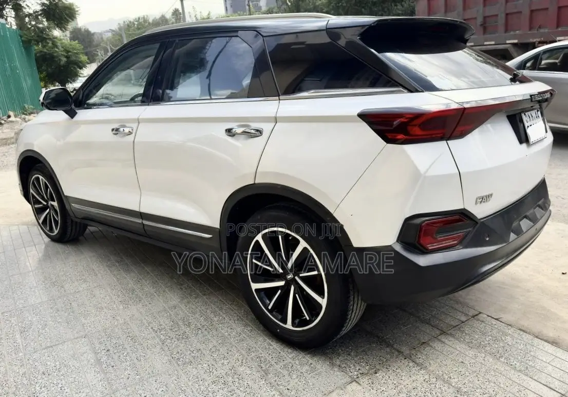 Bestune T77 1.2 FWD 2022 White