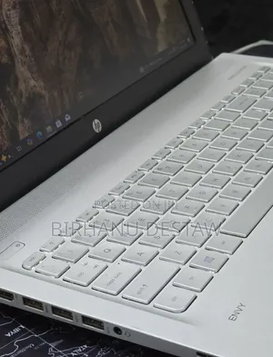 New Laptop HP Envy 15 12GB Intel Core i5 SSD 128GB