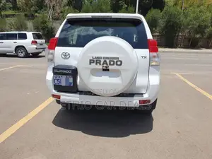 Toyota Land Cruiser Prado 2012 White