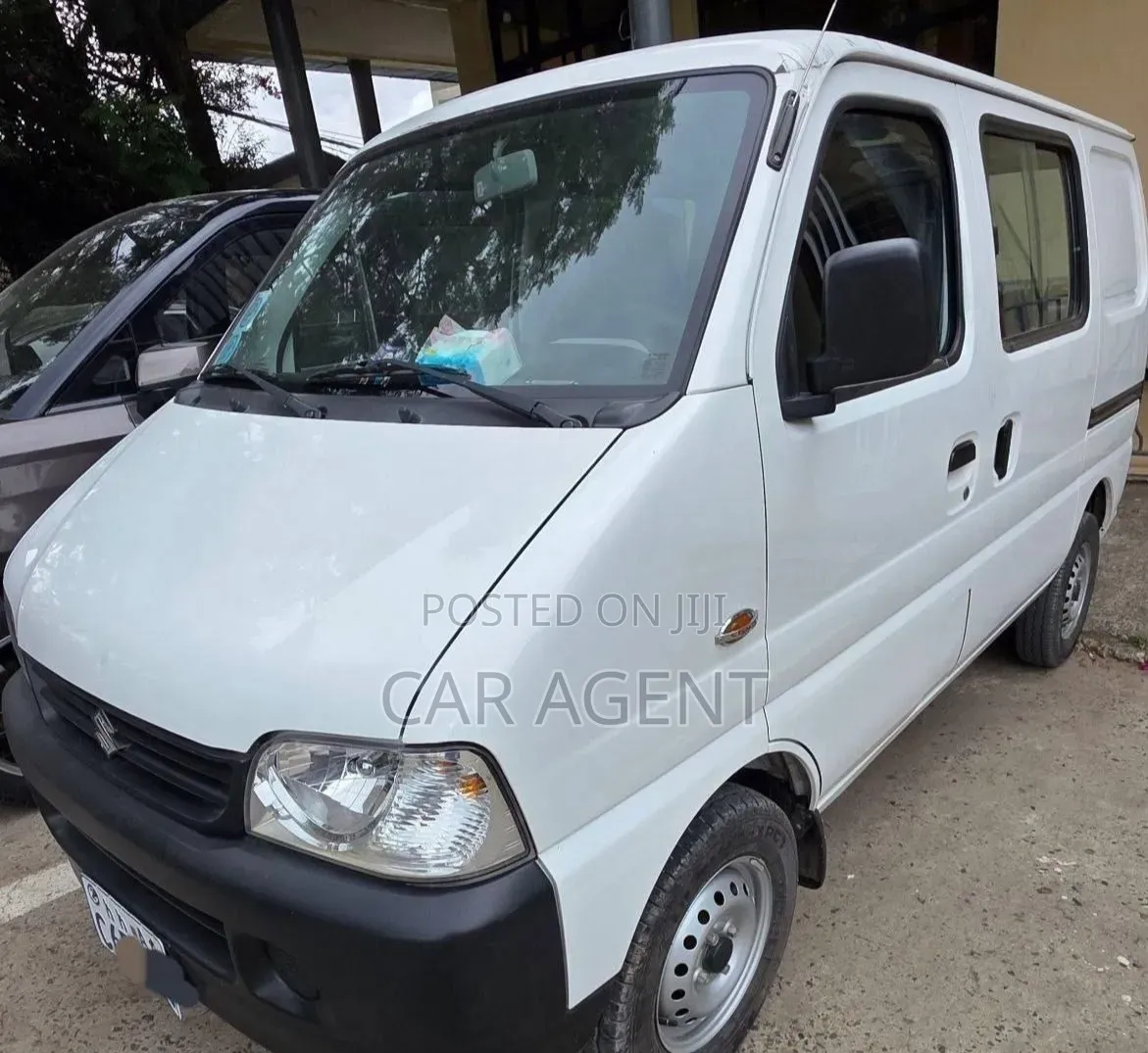 Suzuki Every 2024 White