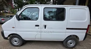 Suzuki Every 2024 White