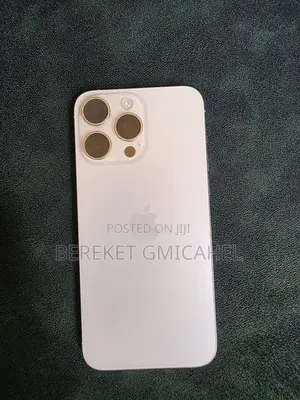 Apple iPhone 15 Pro Max 256 GB White