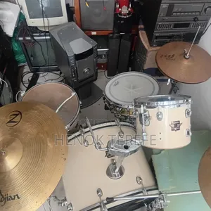 Pearl Ful Drum Set