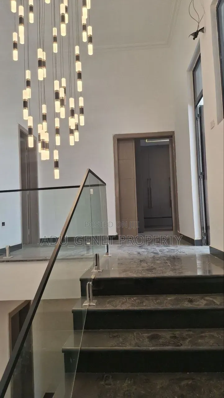 Furnished 6bdrm House in Around Sumite Area, Bole for sale